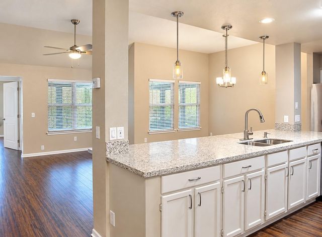 2200 Larston LN, Cedar Park, TX 78613