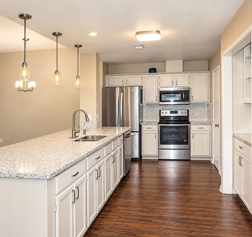 2200 Larston LN, Cedar Park, TX 78613