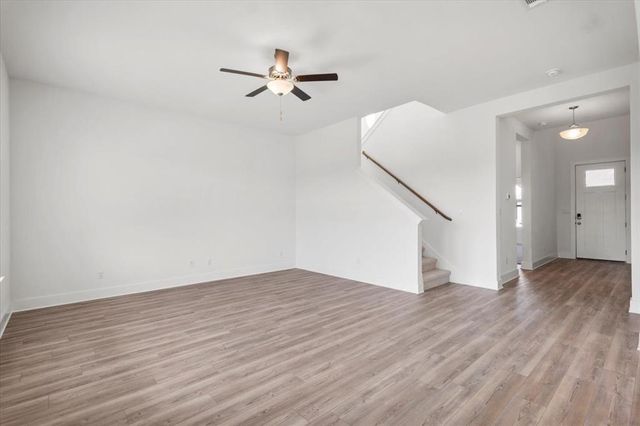 144 Donn Brooks DR, Kyle, TX 78640