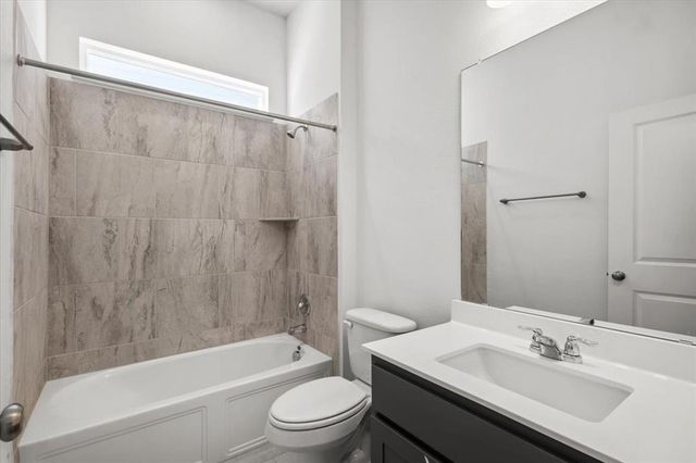 144 Donn Brooks DR, Kyle, TX 78640