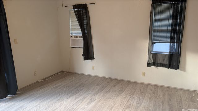 94-1014 Heahea Street, Waipahu, HI 96797