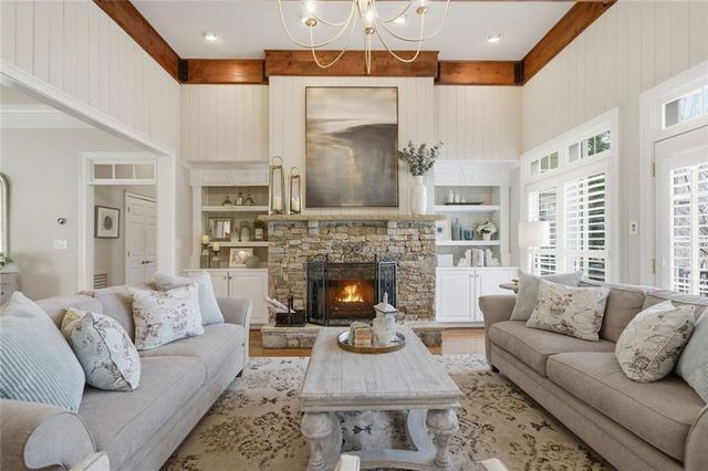 200 Pembrook Place, Roswell, GA 30075