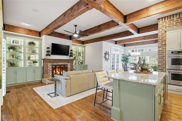 200 Pembrook Place, Roswell, GA 30075