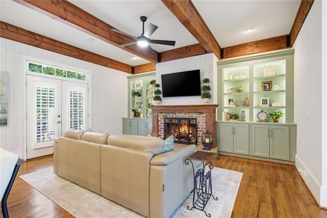 200 Pembrook Place, Roswell, GA 30075