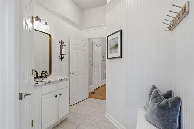 200 Pembrook Place, Roswell, GA 30075