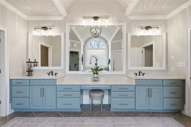 200 Pembrook Place, Roswell, GA 30075