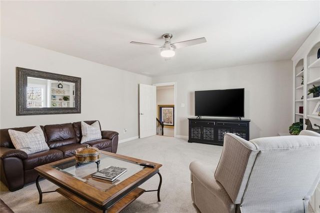 200 Pembrook Place, Roswell, GA 30075