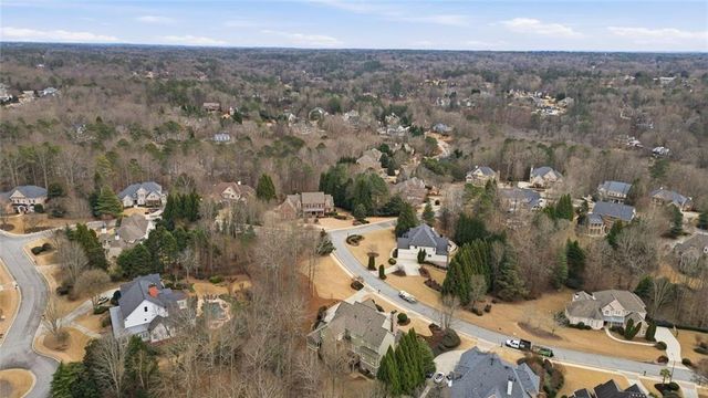 200 Pembrook Place, Roswell, GA 30075