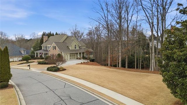 200 Pembrook Place, Roswell, GA 30075