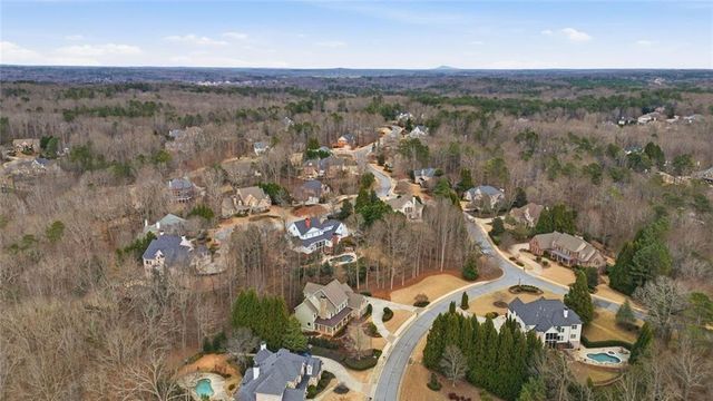 200 Pembrook Place, Roswell, GA 30075