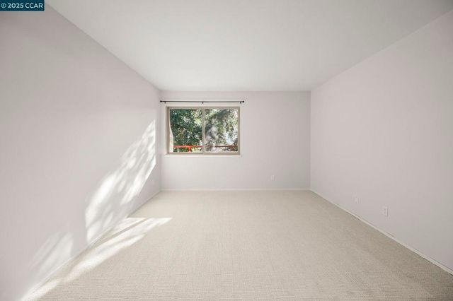 5095 Valley Crest Dr 308, Concord, CA 94521