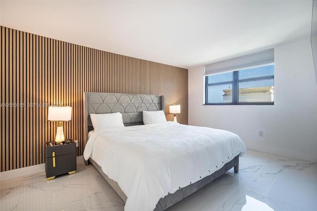 1623 Collins Ave 716, Miami Beach, FL 33139