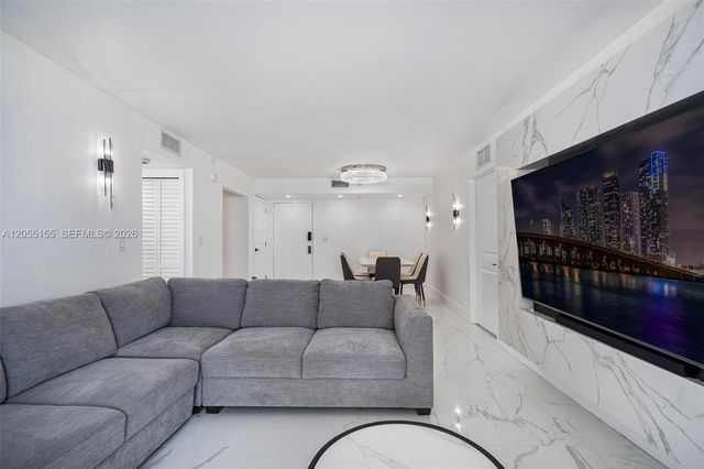 1623 Collins Ave 716, Miami Beach, FL 33139
