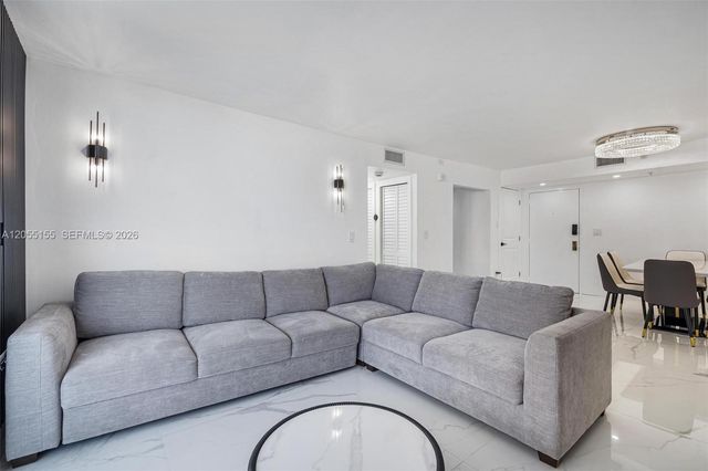 1623 Collins Ave 716, Miami Beach, FL 33139