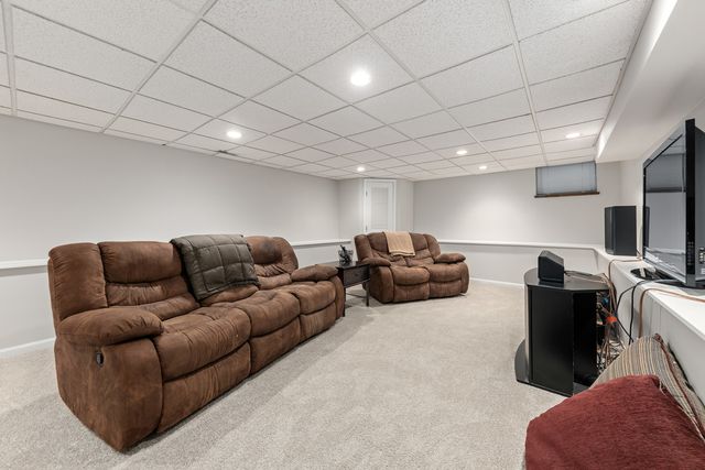 1177 Kenilworth Circle, Naperville, IL 60540