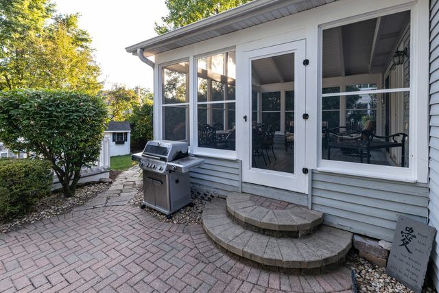 1177 Kenilworth Circle, Naperville, IL 60540