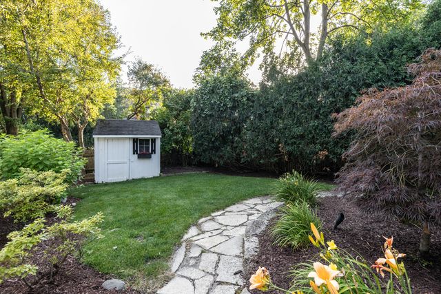 1177 Kenilworth Circle, Naperville, IL 60540