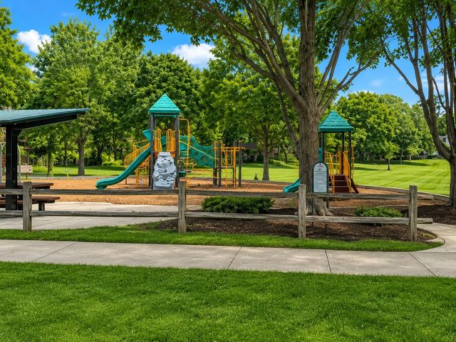 1177 Kenilworth Circle, Naperville, IL 60540