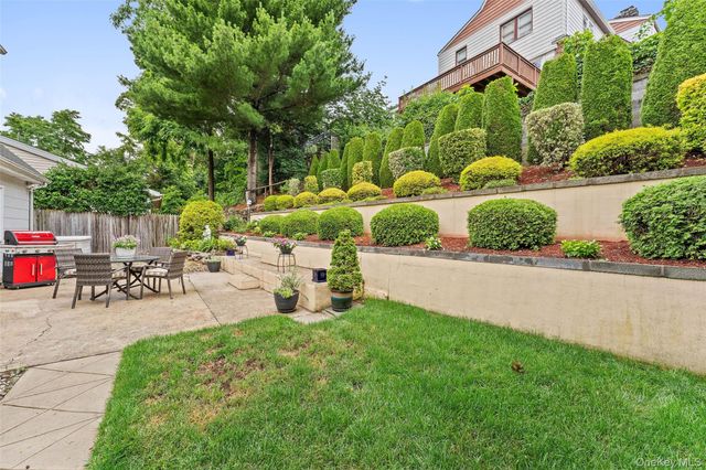 162 Midland Avenue, Yonkers, NY 10705