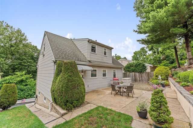 162 Midland Avenue, Yonkers, NY 10705