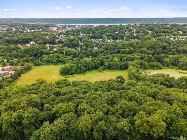 162 Midland Avenue, Yonkers, NY 10705