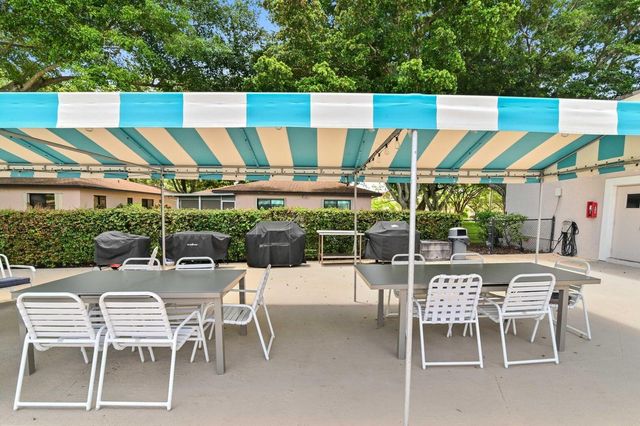 14671 Bonaire Boulevard 306, Delray Beach, FL 33446