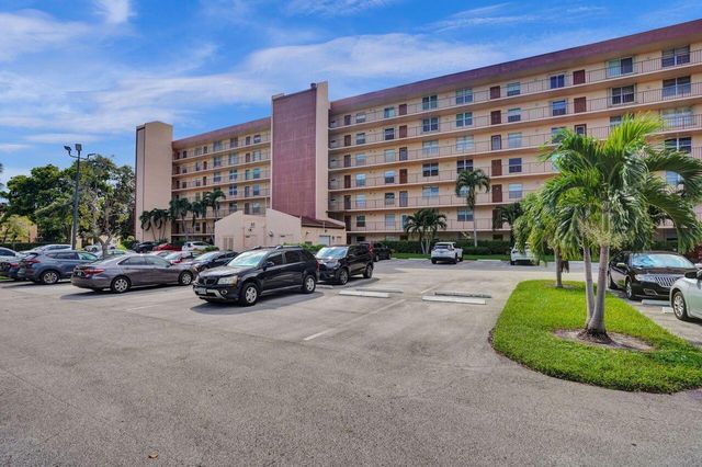 14671 Bonaire Boulevard 306, Delray Beach, FL 33446