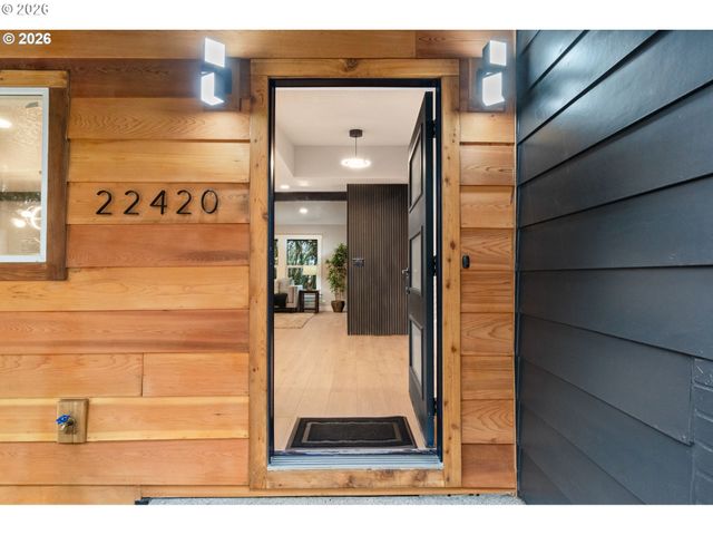 22420 S PARROT CREEK Rd, Oregon City, OR 97045