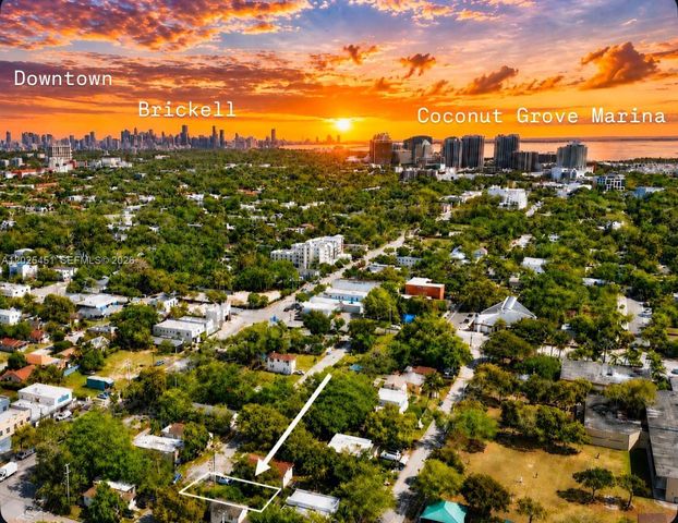 3828 Washington Ave, Miami, FL 33133