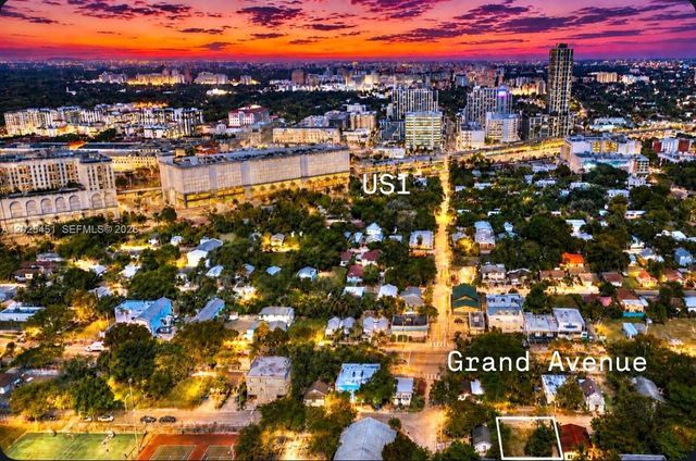 3828 Washington Ave, Miami, FL 33133