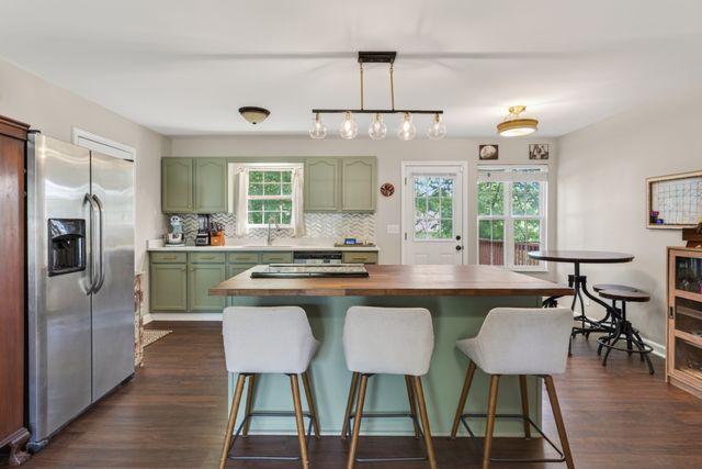 327 White Birch Ct, Clarksville, TN 37042