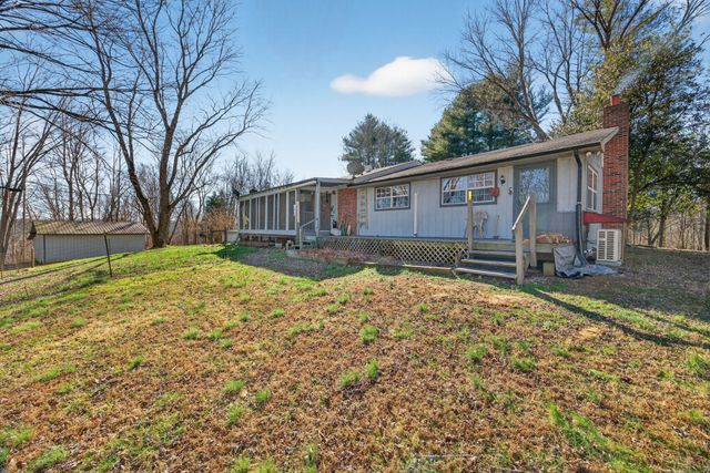 515 Mansell Hill Rd, Gainesboro, TN 38562
