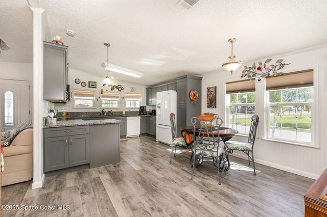 2346 Coconut Palm Drive NE, Palm Bay, FL 32905