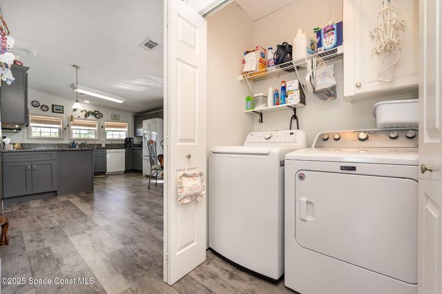 2346 Coconut Palm Drive NE, Palm Bay, FL 32905