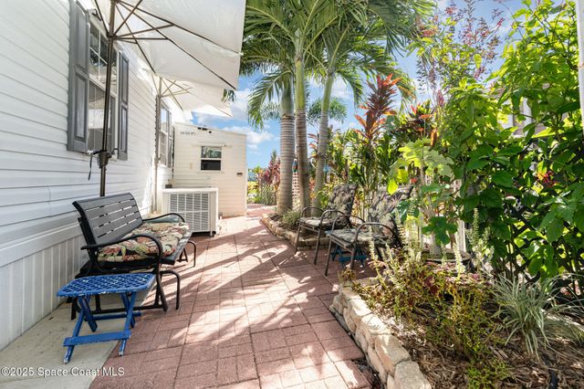 2346 Coconut Palm Drive NE, Palm Bay, FL 32905