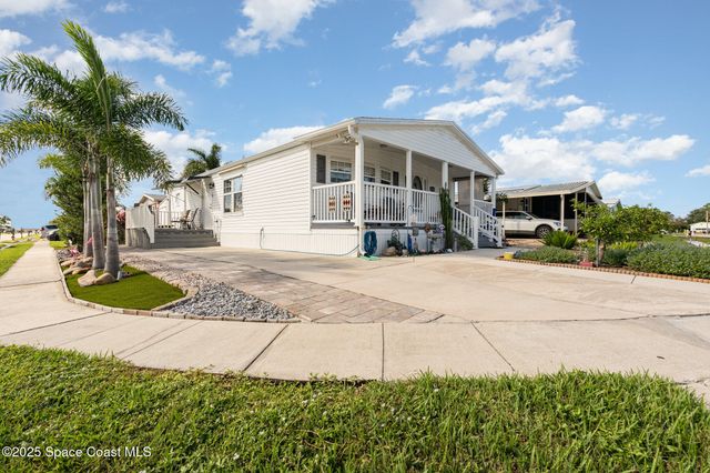 2346 Coconut Palm Drive NE, Palm Bay, FL 32905