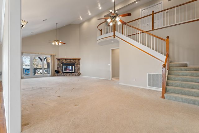 413 Lake Front Street, Disney, OK 74340