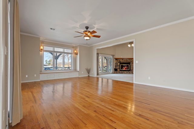 413 Lake Front Street, Disney, OK 74340