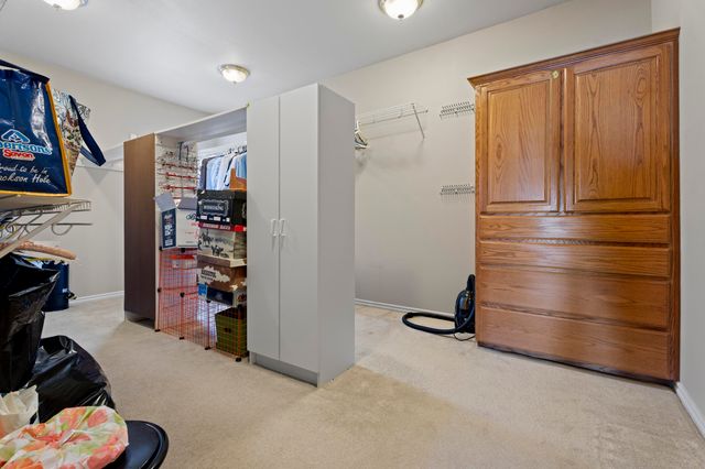 413 Lake Front Street, Disney, OK 74340