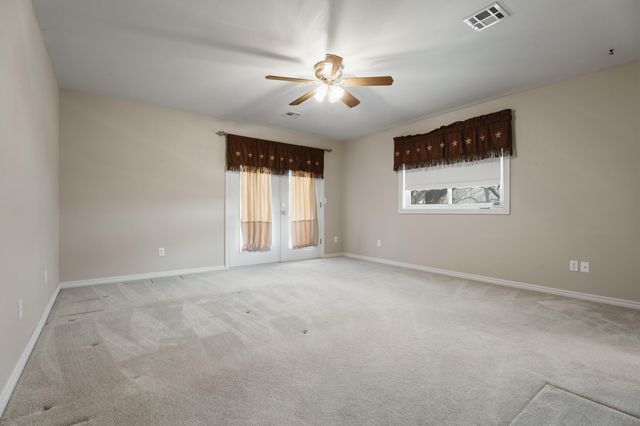 413 Lake Front Street, Disney, OK 74340