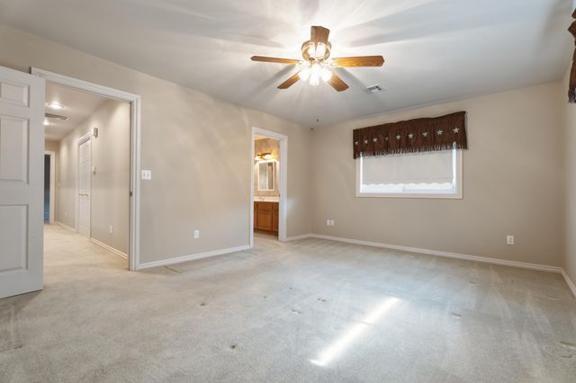 413 Lake Front Street, Disney, OK 74340