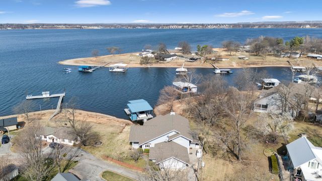 413 Lake Front Street, Disney, OK 74340