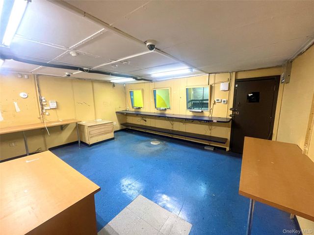 359 Nostrand Avenue Storefront, Brooklyn, NY 11216