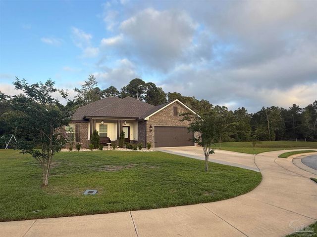 3060 Mountain Laurel Tr, Cantonment, FL 32533