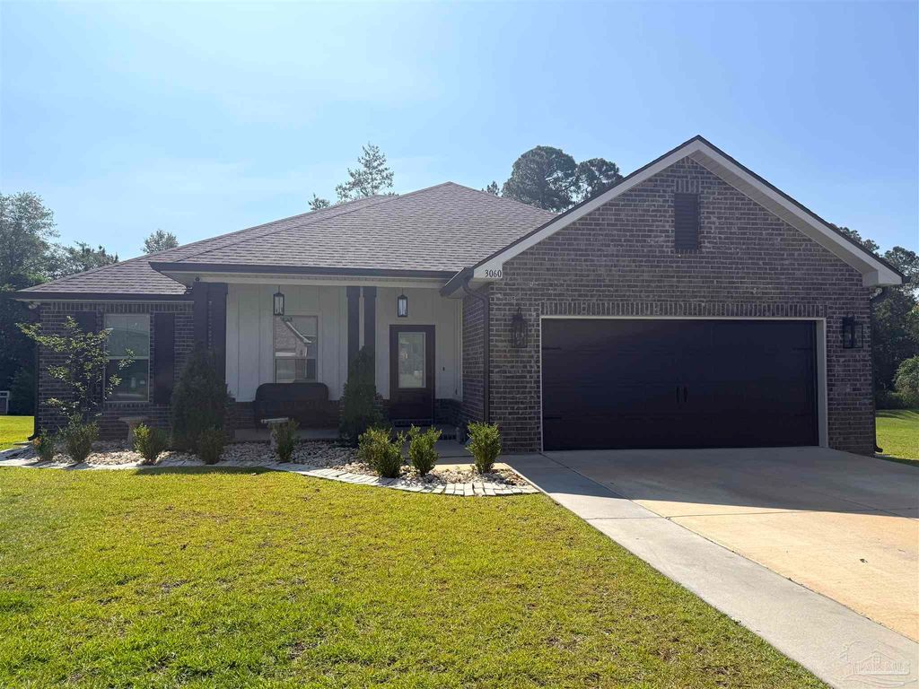 3060 Mountain Laurel Tr, Cantonment, FL 32533