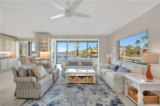 2258 Gulf Shore BLVD N O1, Naples, FL 34102