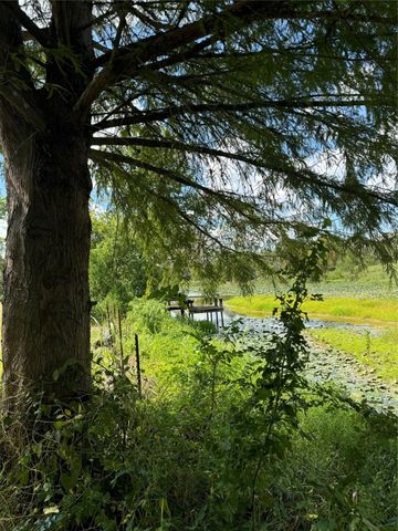 38056 S Bonnie Lake Drive, Hempstead, TX 77445