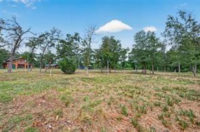38056 S Bonnie Lake Drive, Hempstead, TX 77445