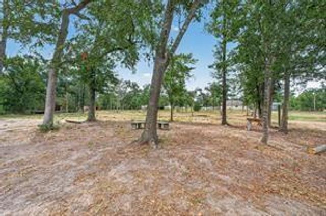38056 S Bonnie Lake Drive, Hempstead, TX 77445