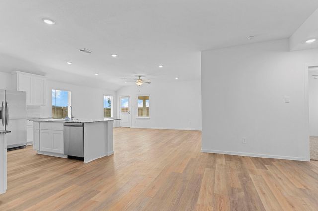 1507 Shimmering Ocean Way, Iowa Colony, TX 77583